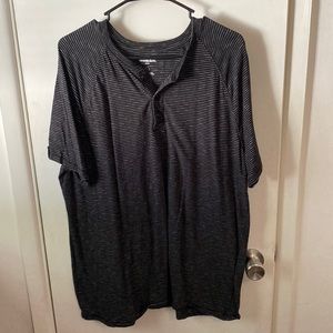 Goodfellow button down t shirt XL
